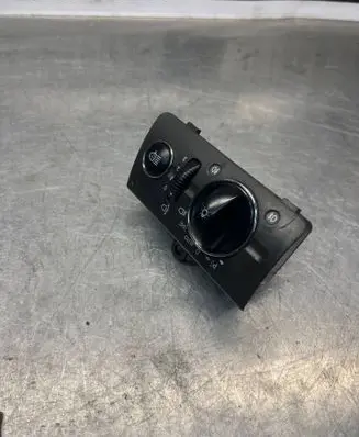Mercedes-Benz E W211 Light switch 2115450204 7241Q04 04056010