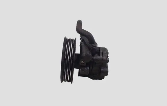 KIA Carens II Power steering pump 0K2KC32600