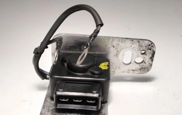 Audi Coupe Ignition amplifier control unit 