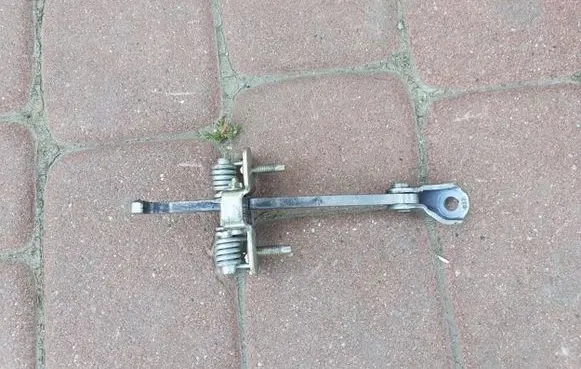 Renault Trafic III (X82) Front door check strap stopper 00242R