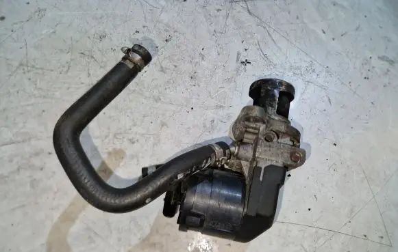 BMW X5 F15 EGR valve 7810871