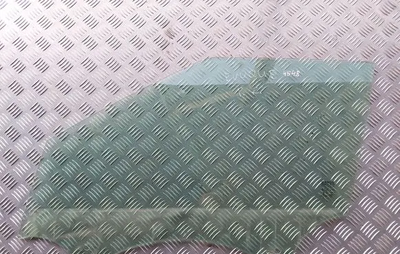 Land Rover Range Rover Evoque L538 Front door window glass four-door
