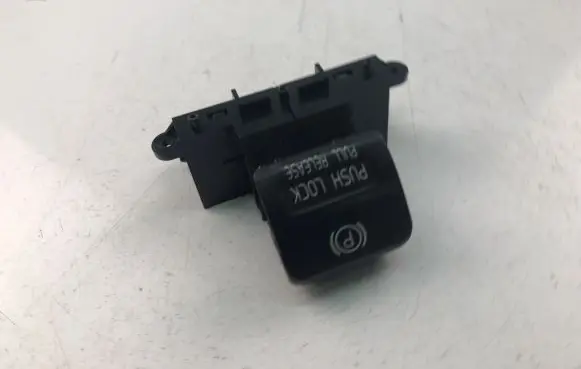 Volvo S60 Other switches/knobs/shifts 31334637