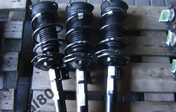 Volkswagen Golf VII Steering column damper 