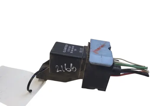 Citroen C4 I Glow plug pre-heat relay 9640469680 51252002