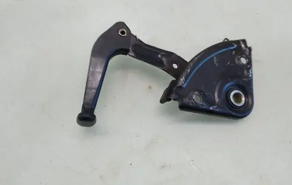 Audi A8 S8 D2 4D Engine bonnet (hood) release handle