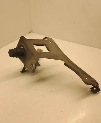 BMW 5 GT F07 Fender mounting bracket 7193421 23310110
