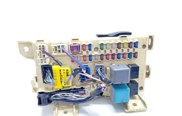 Toyota Avensis Verso Fuse box set 8922144040