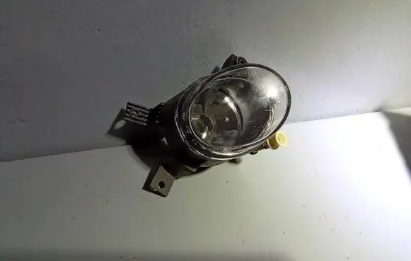 Audi A4 S4 B7 8E 8H Front fog light 190338 4462002R