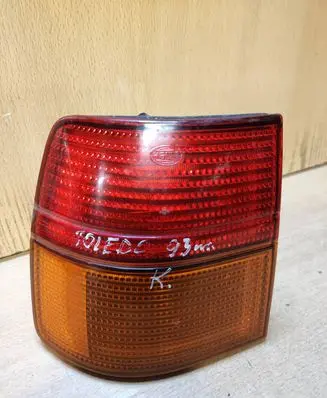 Seat Toledo I (1L) Rear/tail lights 1E9945095