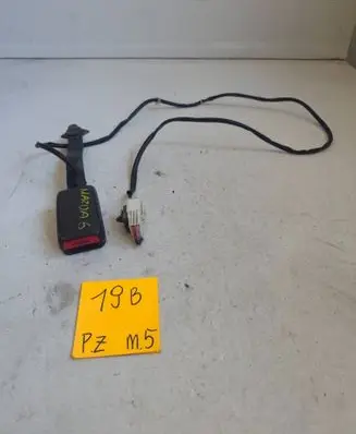 Mazda 6 Front seatbelt buckle 3284728