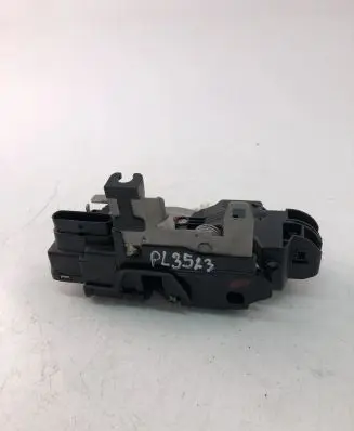 Volvo XC90 Coupe door lock (next to the handle) 31349894