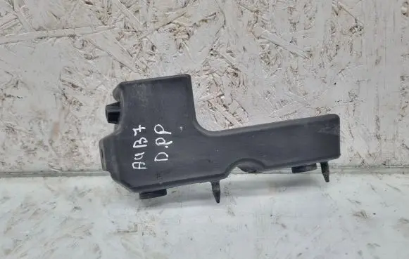 Audi A4 S4 B7 8E 8H Front bumper mounting bracket 8E0807284E