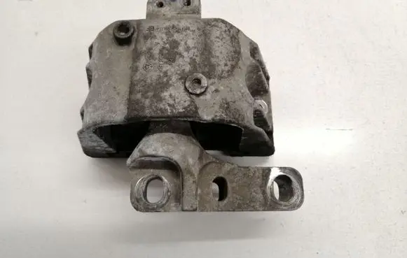Audi A3 S3 8L Engine mount bracket 1J099262BF
