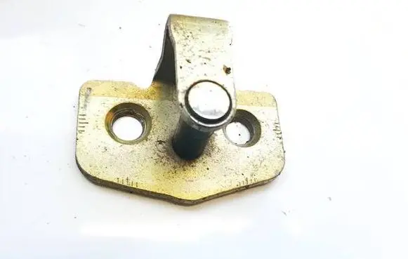 Opel Zafira A Front door lock loop/hook striker 