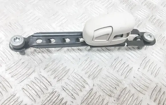 Chrysler Pacifica Seat belt adjustment rail 5LA64PD2AB