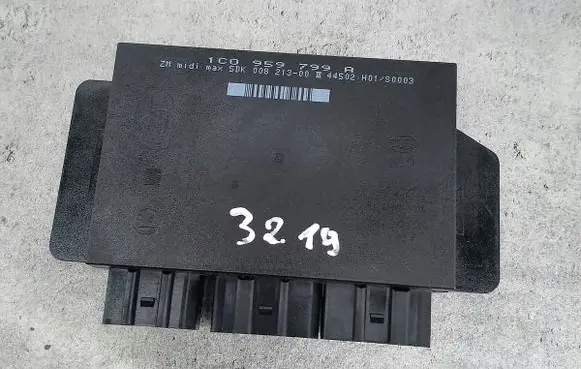 Volkswagen PASSAT B5.5 Comfort/convenience module 1C0959799AHELLA