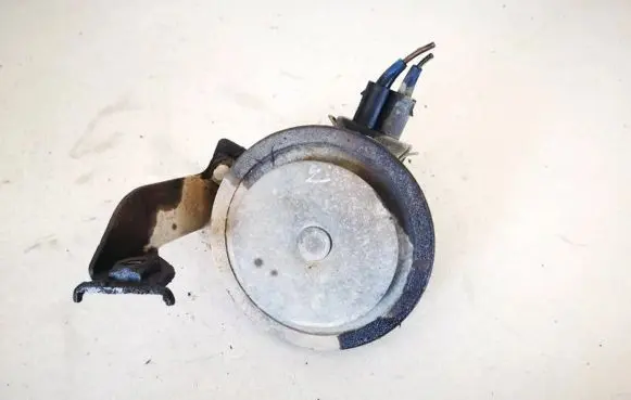 Volkswagen Golf IV Horn signal