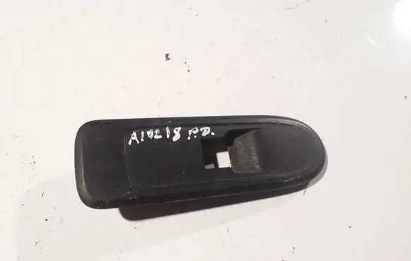 Peugeot 308 Other front door trim element 09299 09365