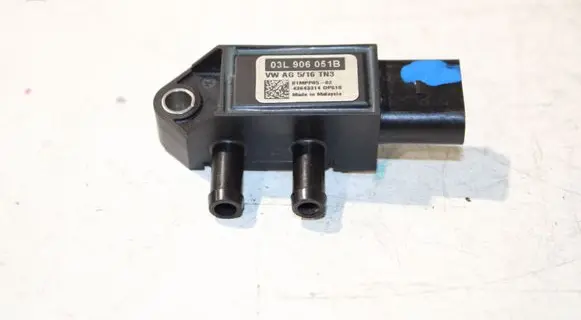 Volkswagen Caddy Exhaust gas pressure sensor 03L906051B