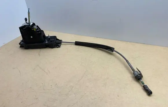 Audi TT TTS Mk2 Gear shifter/selector 8J2713025E