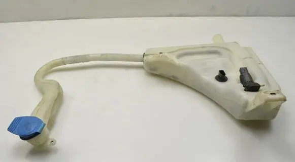 Windshield washer fluid reservoir/tank