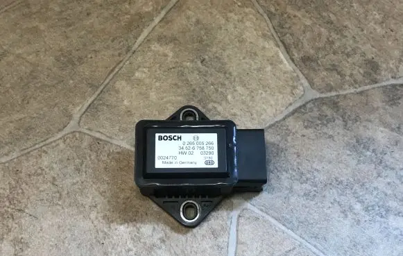 BMW 6 E63 E64 ESP acceleration yaw rate sensor 6758750