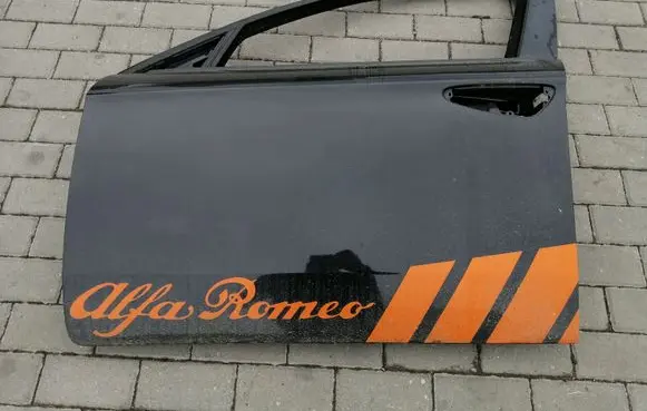 Alfa Romeo 159 Front door