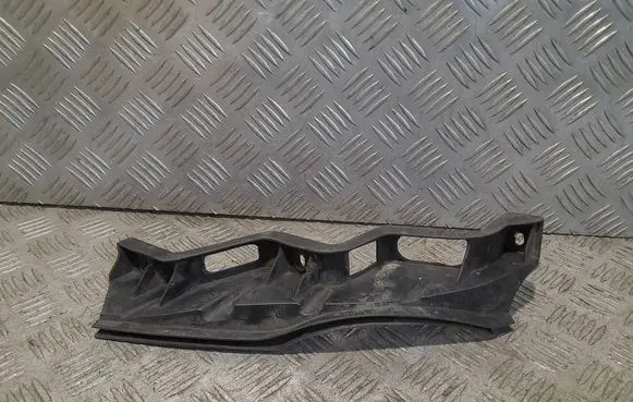 Volkswagen PASSAT B6 Front bumper mounting bracket 3C0807890
