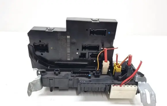 Mercedes-Benz E W212 SAM control unit 2129005201