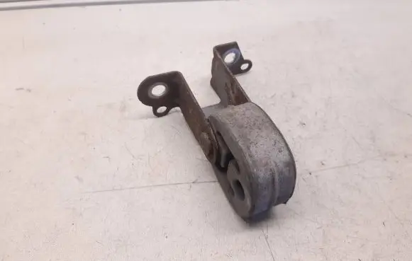 Muffler mount bracket/holder
