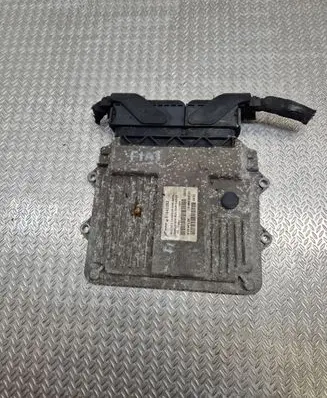 Fiat Doblo Engine control unit/module 51843352 7F71EM5J 7160020001