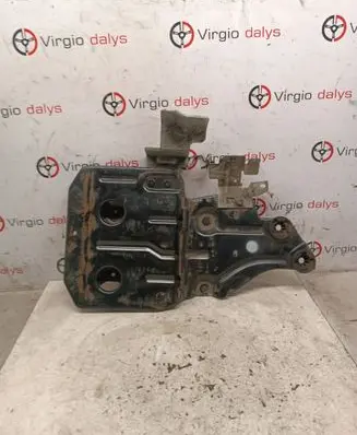Nissan Pulsar Battery tray 