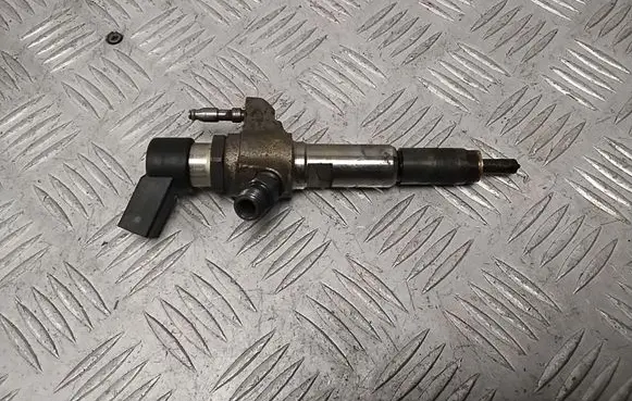 Ford Focus Fuel injector 9802448680