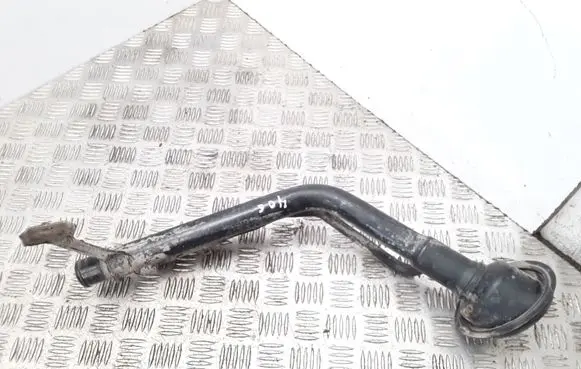 Fuel tank filler neck pipe