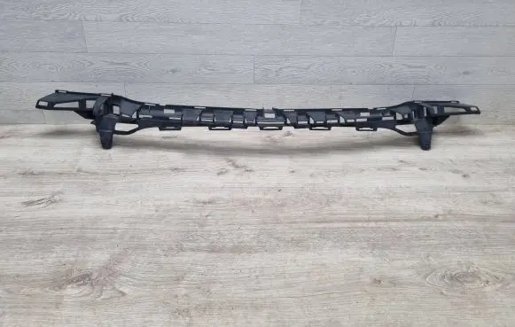 Mercedes-Benz CLS C218 X218 Front bumper mounting bracket A2188850265