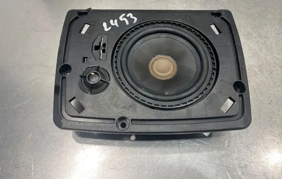 Volvo XC90 Panel speaker 8633111 06W10