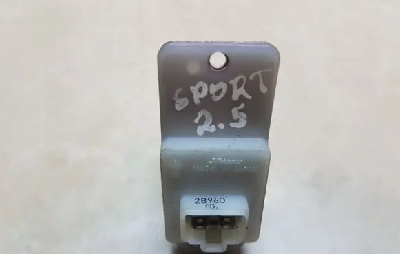 Mitsubishi Pajero Sport I Heater blower motor/fan resistor 2B960