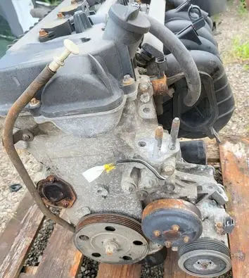 Mitsubishi Colt Engine