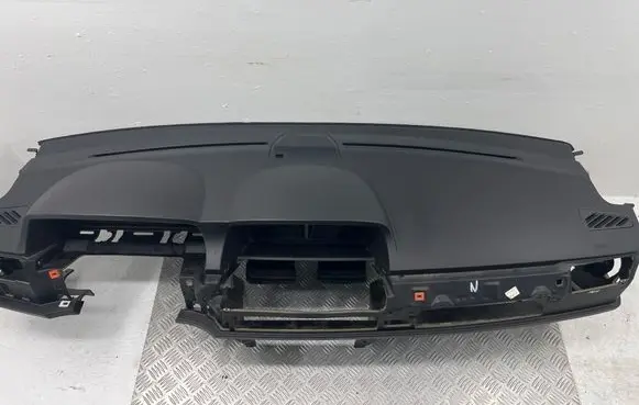 BMW 7 E65 E66 Dashboard 7002415