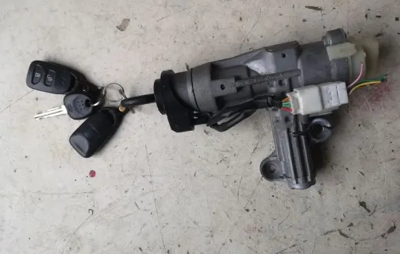 Hyundai Santa Fe Ignition lock