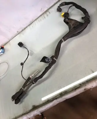 Mercedes-Benz GLA H247 Positive cable (battery) A1775401858