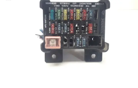 Mazda 323 Fuse module