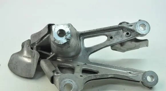 BMW M4 F82 F83 Engine mounting bracket 2284204