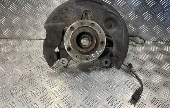 Citroen C4 SpaceTourer Front wheel hub D0749028700