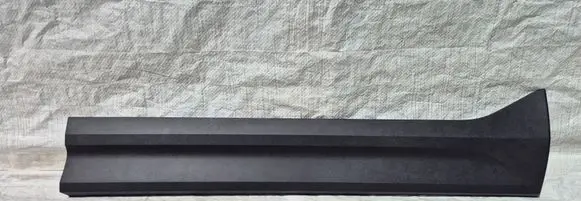 Volvo XC40 Front door trim (molding) 32409185