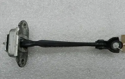 Nissan X-Trail T31 Rear door check strap stopper 82430JG000