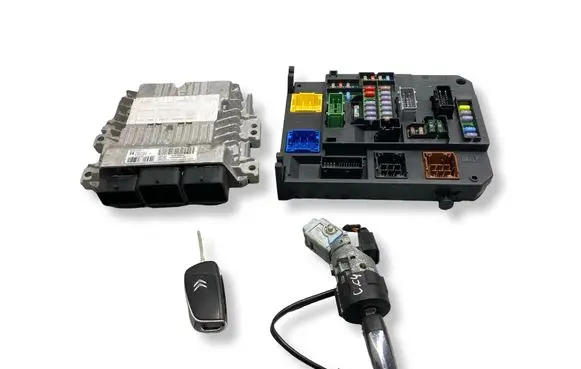 Citroen C4 II Engine ECU kit and lock set S180123001 9676760880 9666681180