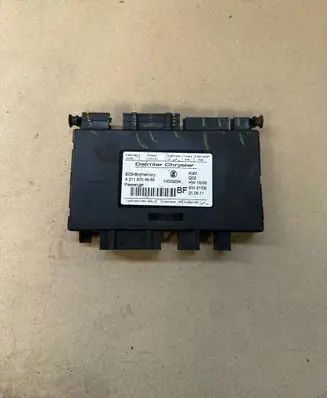 Mercedes-Benz E W211 Seat control module A2118704885