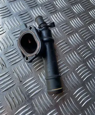 Audi A3 S3 8P Engine coolant pipe/hose 03G121132B